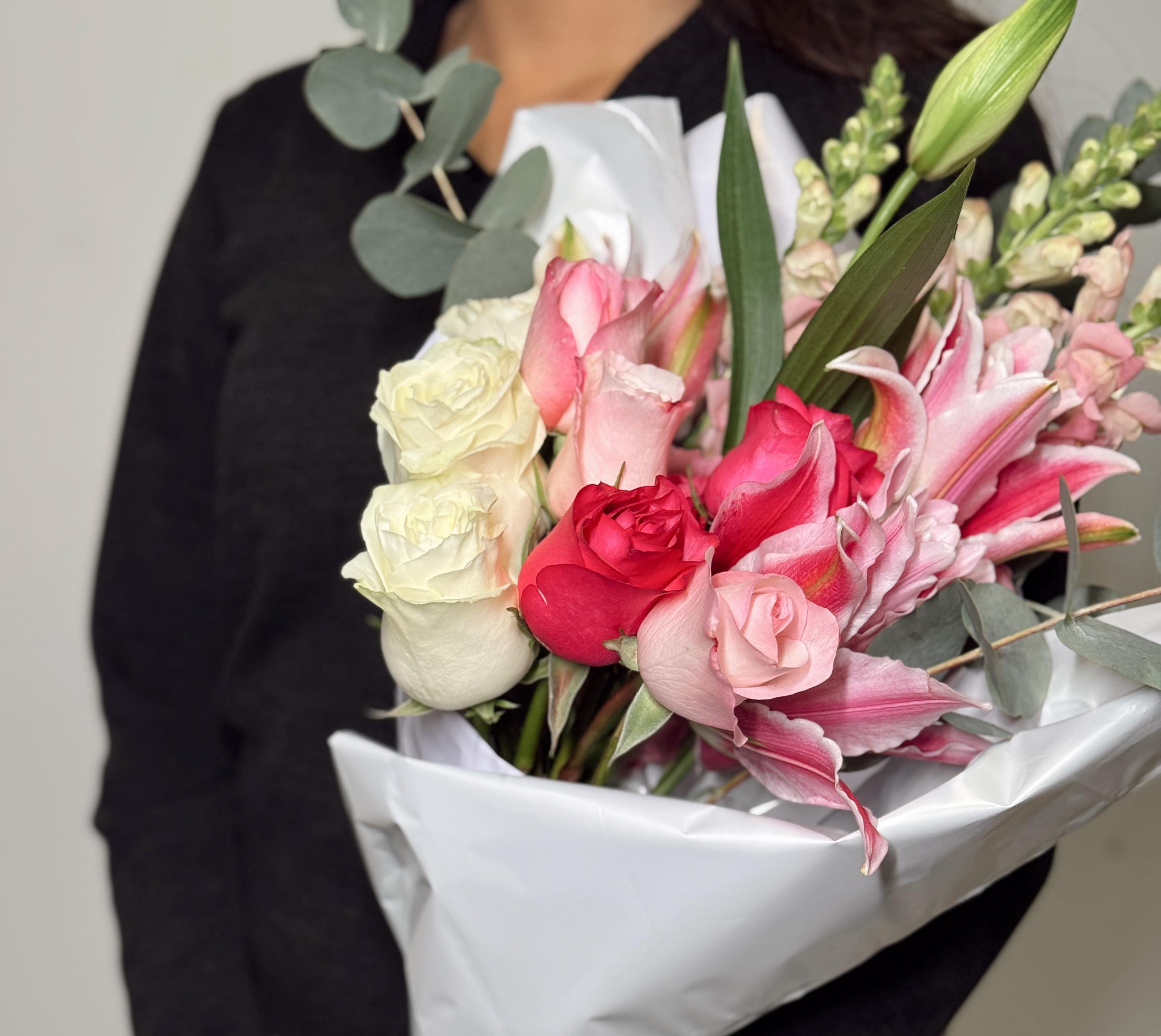 Imagem do artigo "Onde comprar flores em Joinville: o guia completo (assinatura, buquês e entrega)", Flora Clube